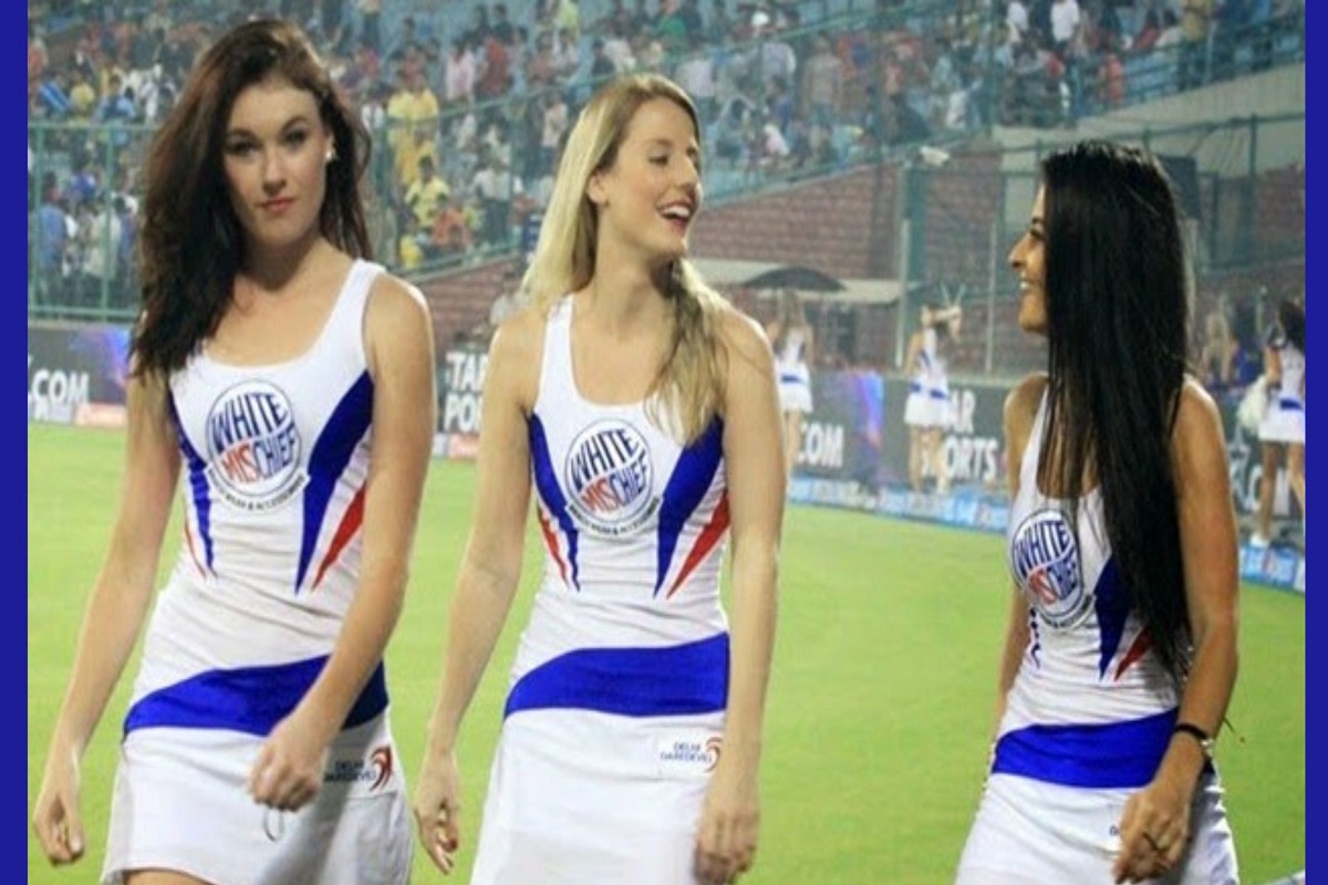 IPL Cheerleaders: Cheerleaders earn this much from one match, know the salary of cheerleaders and the game of franchise!