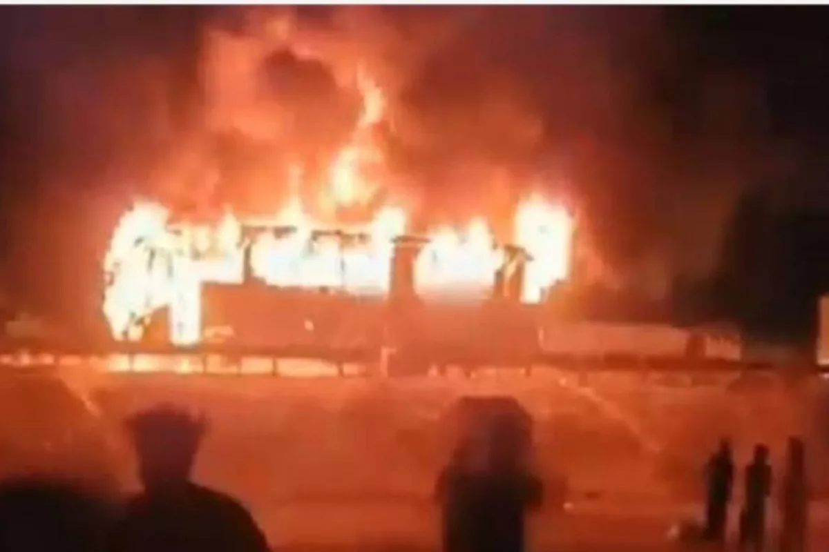 Haryana news fire broke out in moving bus haryana 9 people burnt alive
